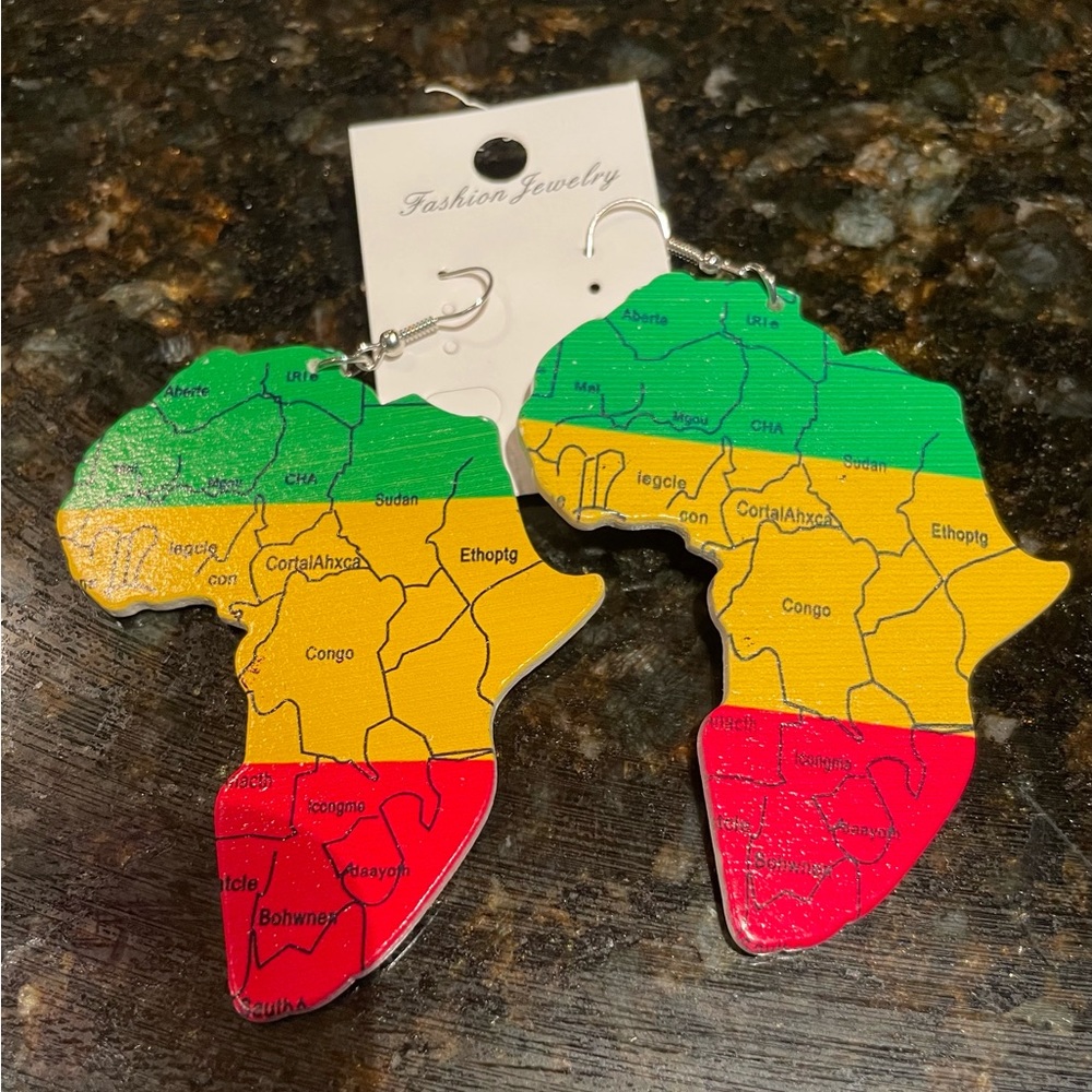 African map outline Wooden Earrings Wood Painted Drop Earring rasta jewelry new